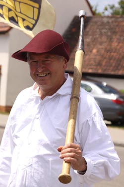 1050 Jahre Auhausen - Einzug der Bauernhaufen