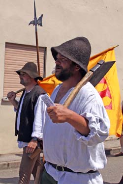 1050 Jahre Auhausen - Einzug der Bauernhaufen