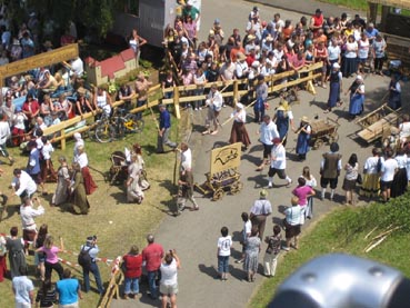 1050 Jahre Auhausen - Einzug der Bauernhaufen