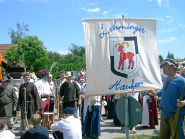 1050 Jahre Auhausen - Einzug der Bauernhaufen