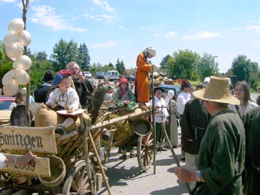 1050 Jahre Auhausen - Einzug der Bauernhaufen