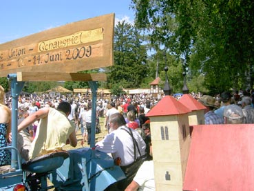 1050 Jahre Auhausen - Einzug der Bauernhaufen