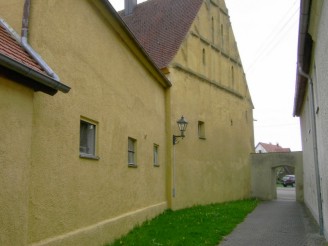 Wege und Gchen im Klosterhof