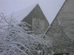 Die Sonnenuhr im Klosterhof